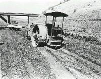 mm_1125_masnt_steam_roller_89.11.118_sm.jpg 84K